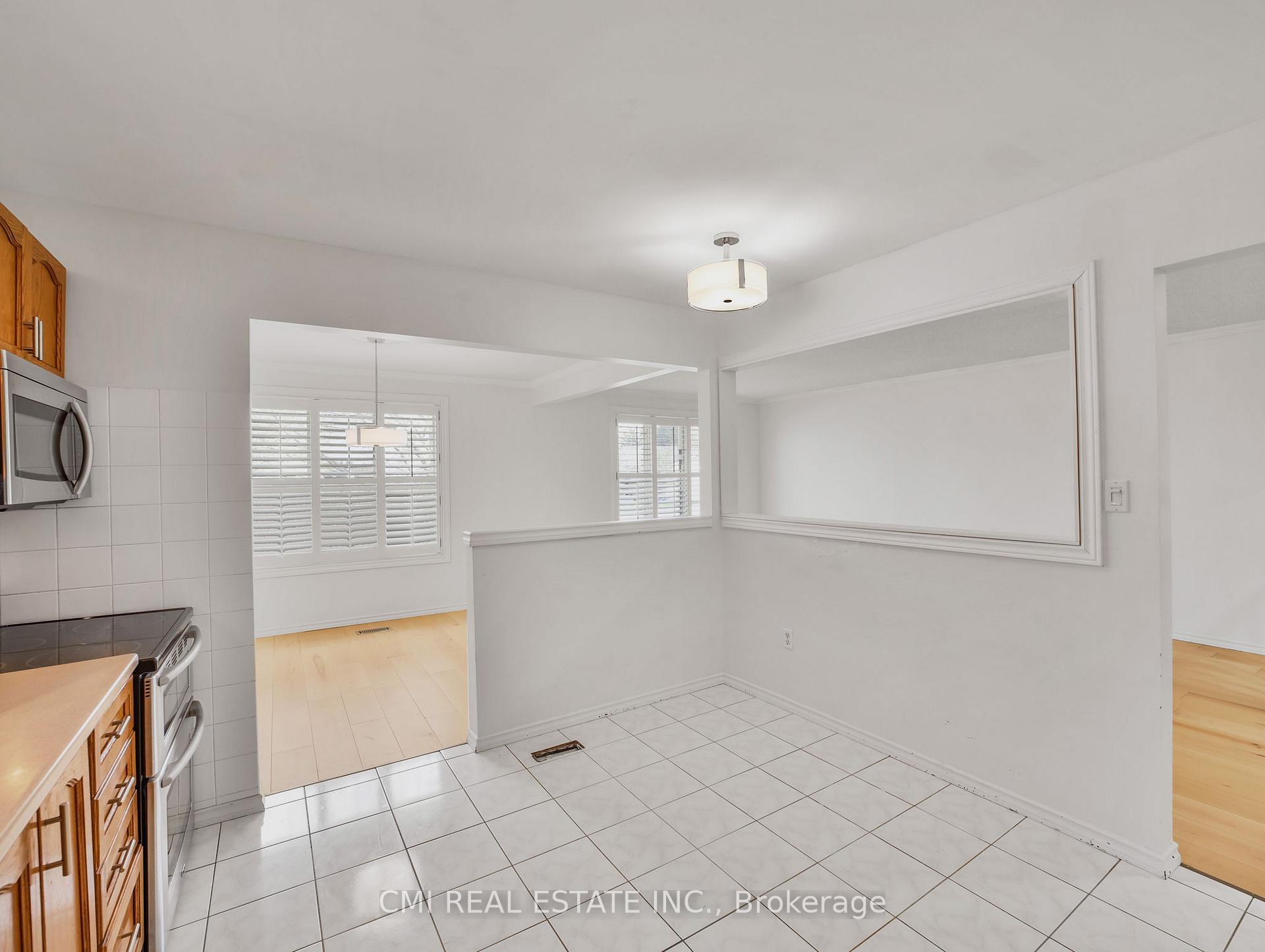 Photo 15 of 44 Windsor Drive, Brant, South Dumfries — HOMEH