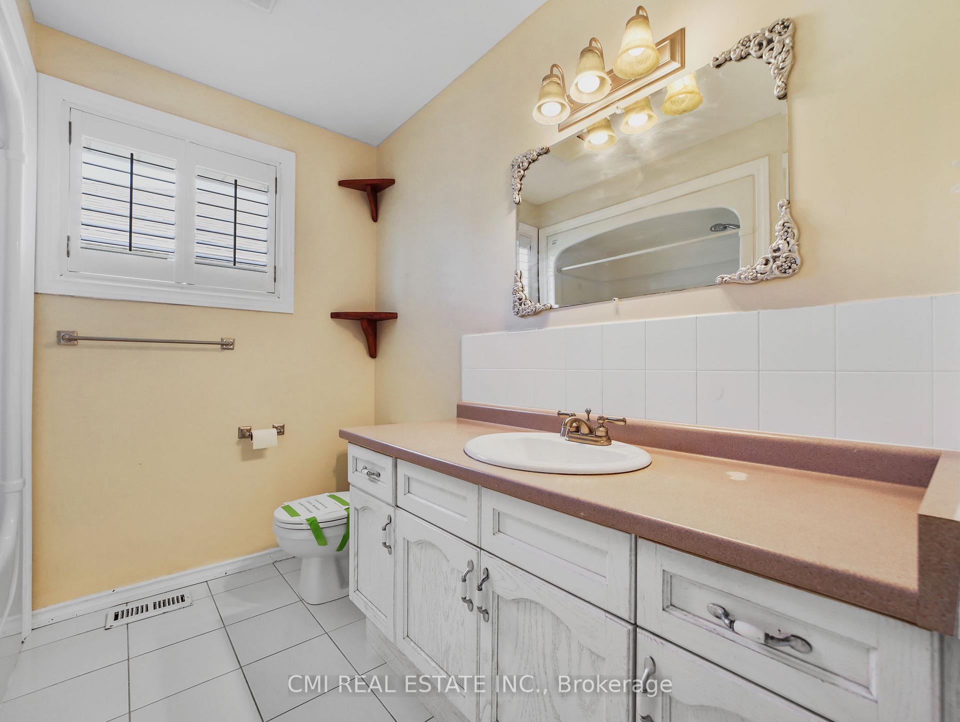 Photo 16 of 44 Windsor Drive, Brant, South Dumfries — HOMEH