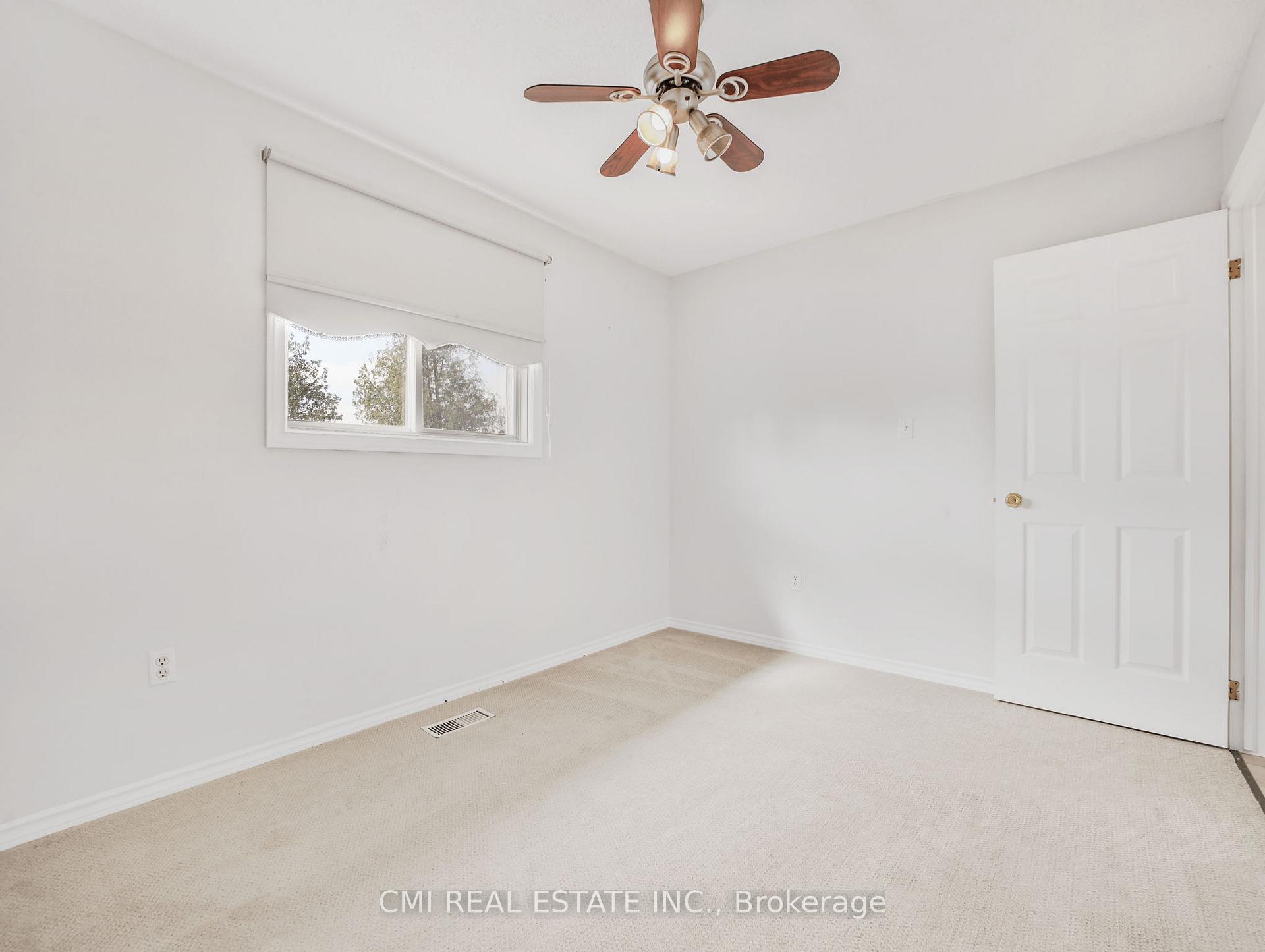 Photo 22 of 44 Windsor Drive, Brant, South Dumfries — HOMEH