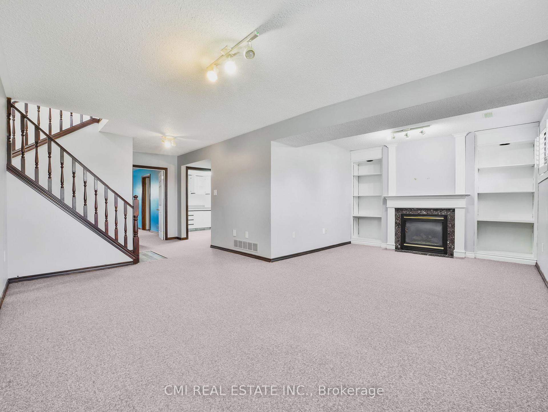 Photo 24 of 44 Windsor Drive, Brant, South Dumfries — HOMEH