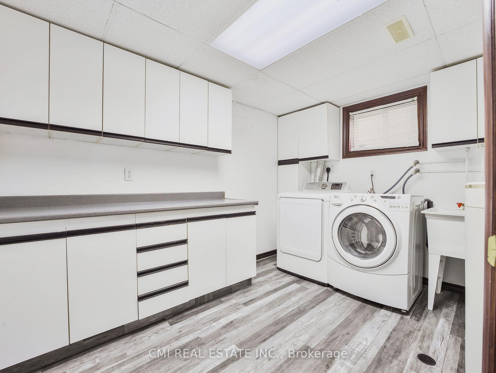Photo 32 of 44 Windsor Drive, Brant, South Dumfries — HOMEH