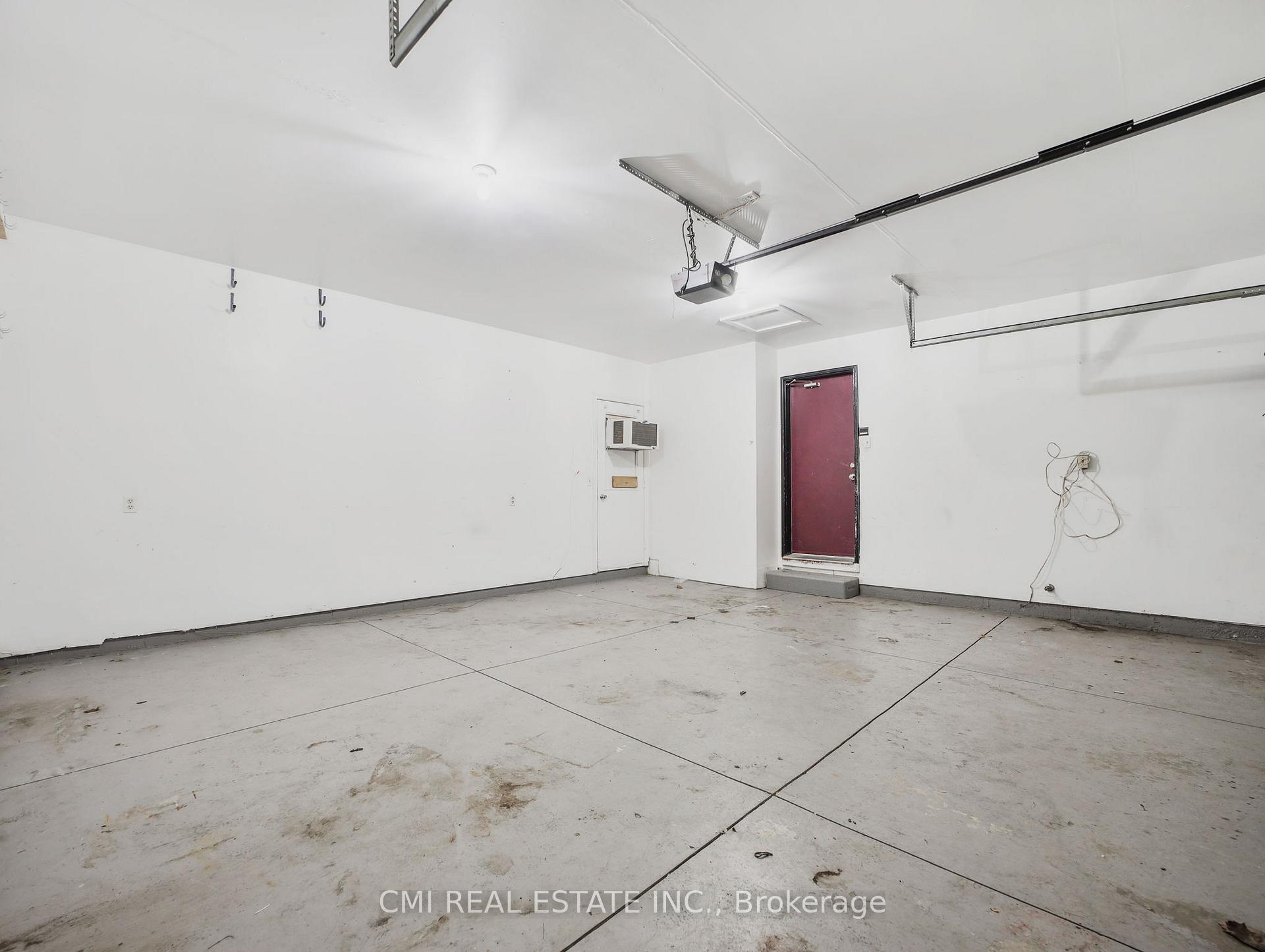 Photo 35 of 44 Windsor Drive, Brant, South Dumfries — HOMEH