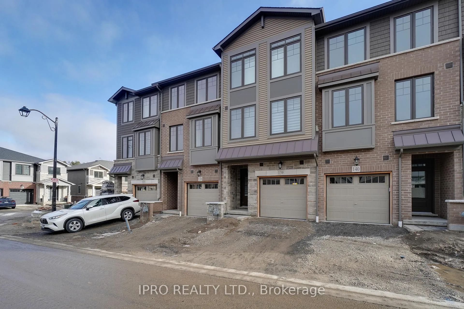 Front of Unit 139, 10 Birmingham Drive