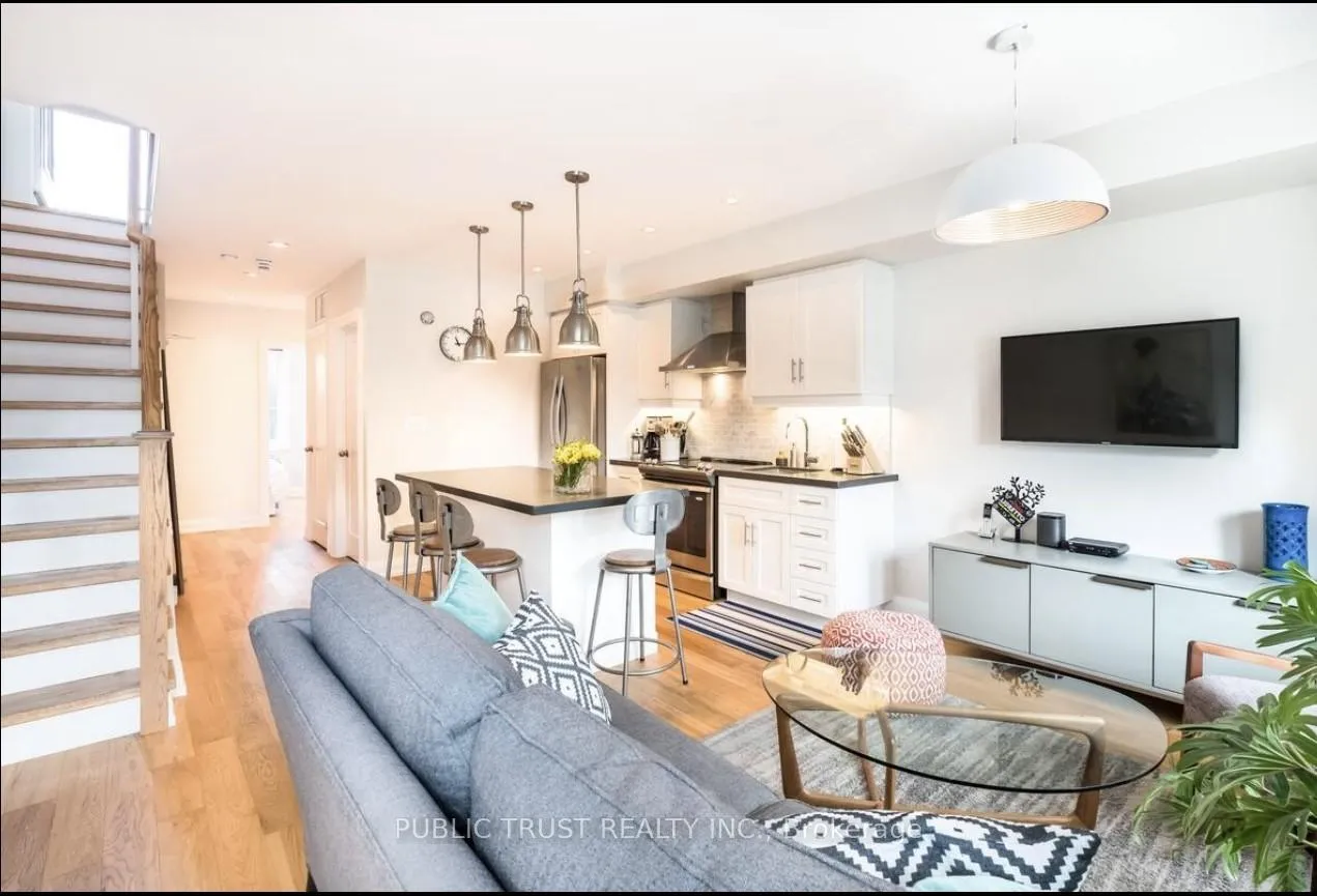Photo 4 of Unit 2nd & 3rd Floor, 72 Grace Street, Toronto, Trinity-Bellwoods — HOMEH