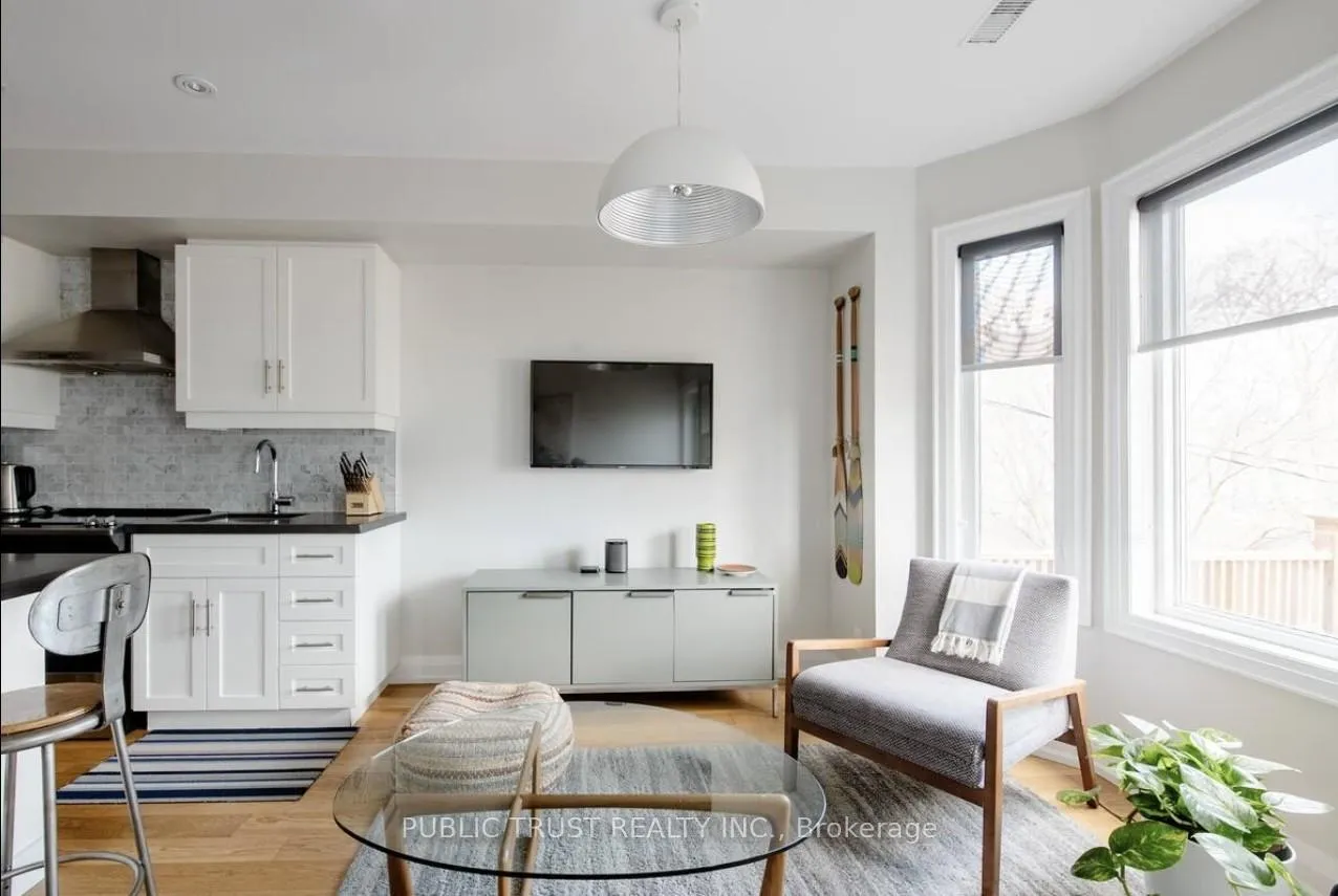 Photo 7 of Unit 2nd & 3rd Floor, 72 Grace Street, Toronto, Trinity-Bellwoods — HOMEH