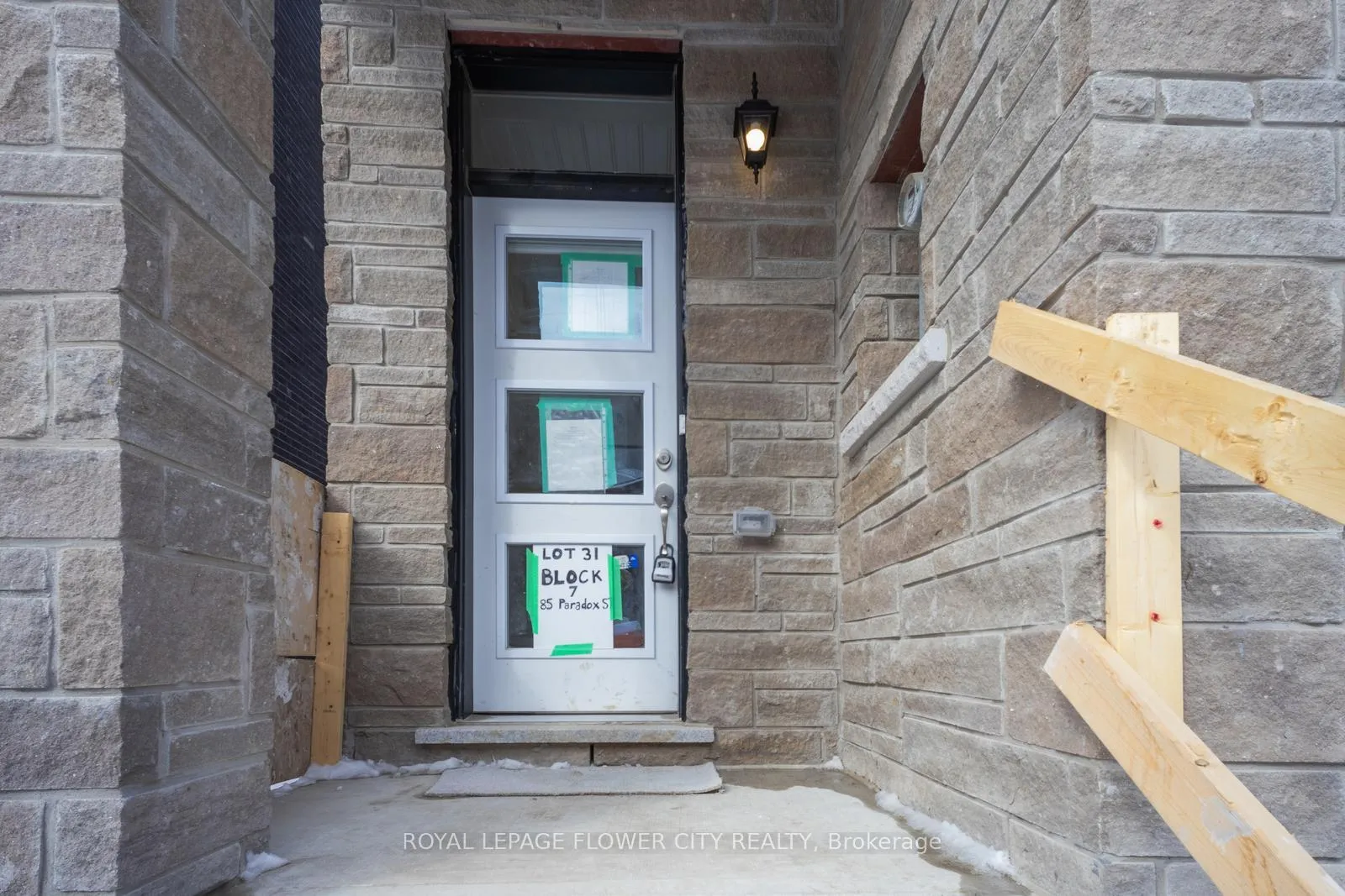 Photo 21 of 85 Paradox Street, Vaughan, Kleinburg — HOMEH