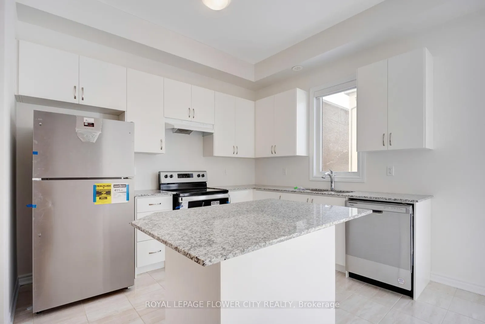 Photo 28 of 85 Paradox Street, Vaughan, Kleinburg — HOMEH