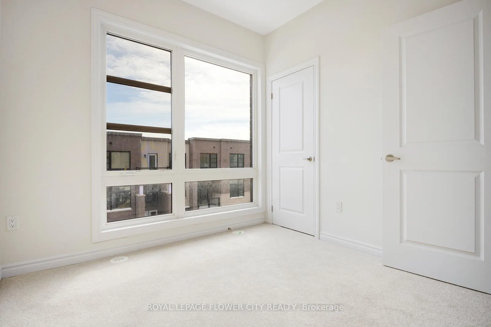 Photo 45 of 85 Paradox Street, Vaughan, Kleinburg — HOMEH
