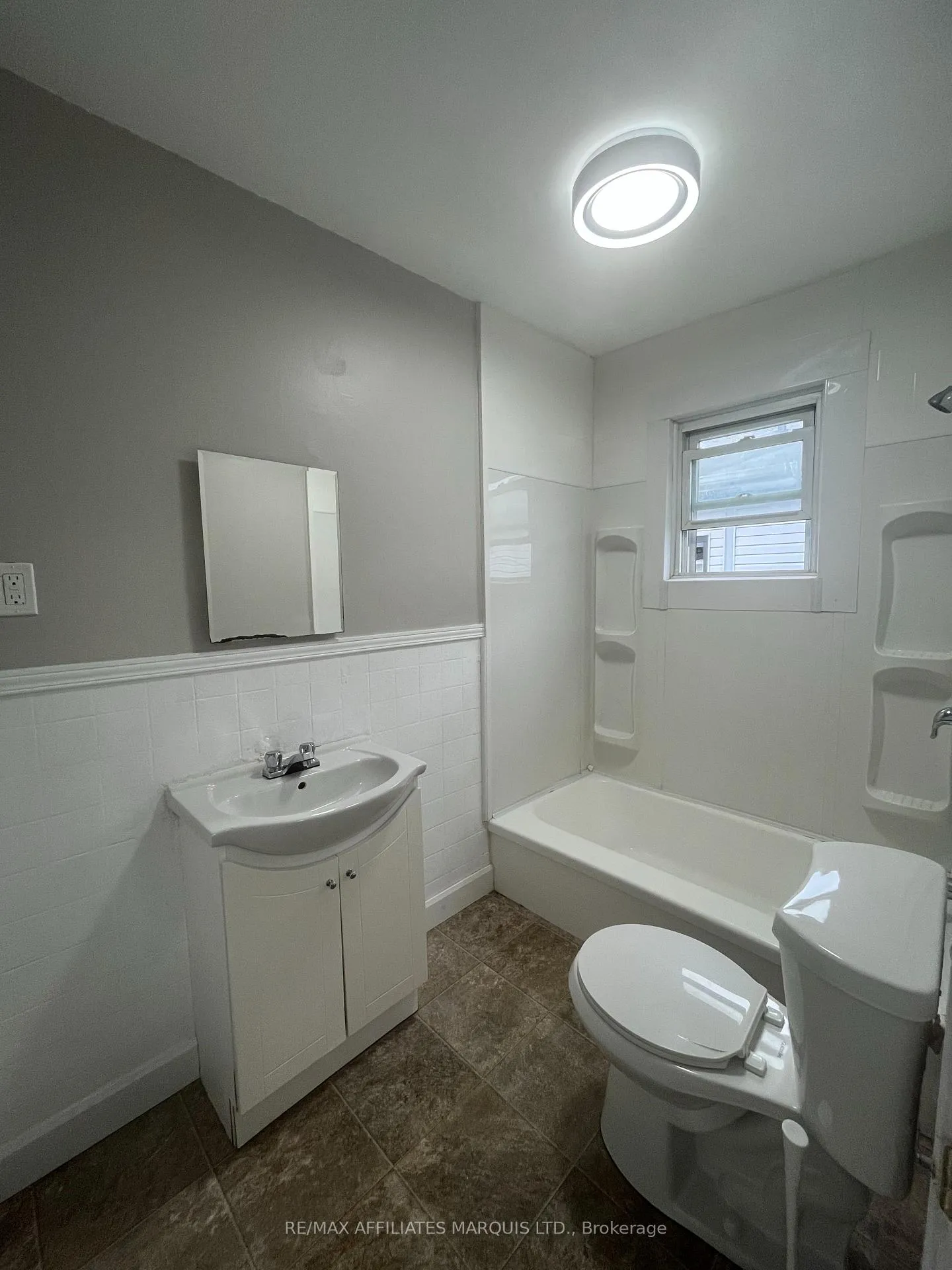 Photo 10 of 907 Second Street E, Cornwall — HOMEH