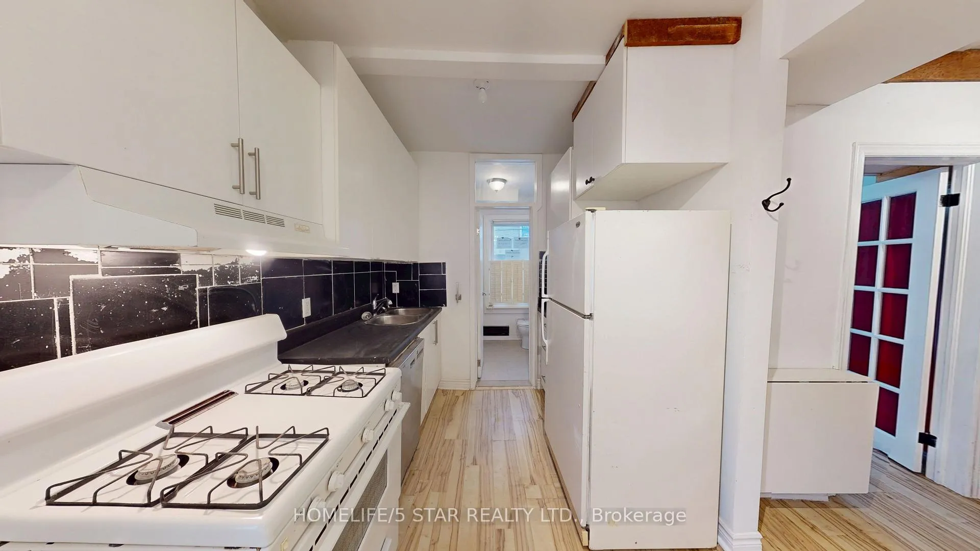 Photo 2 of Unit Apt 2, 175 Harbord Street, Toronto, University — HOMEH