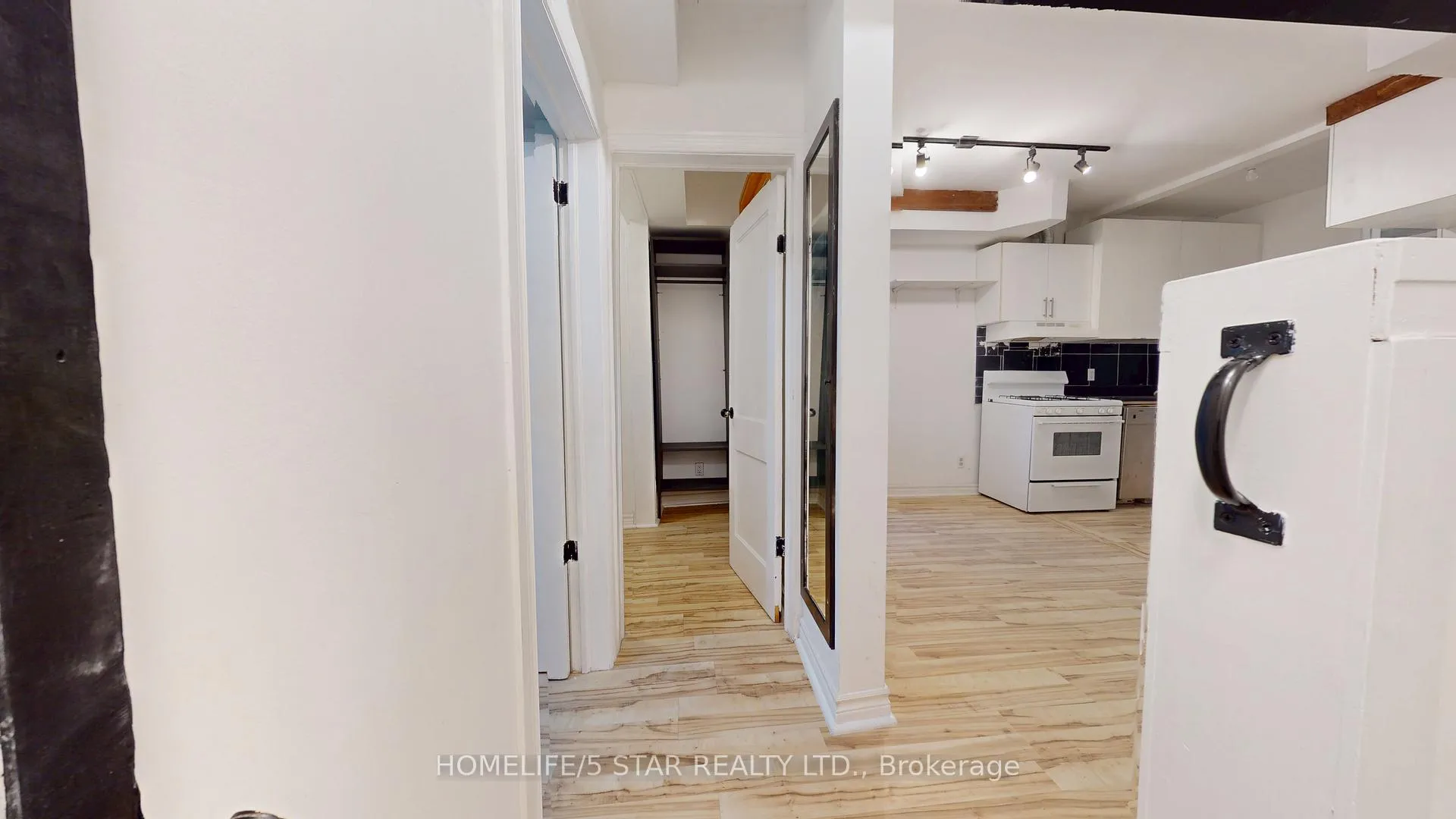 Photo 13 of Unit Apt 2, 175 Harbord Street, Toronto, University — HOMEH