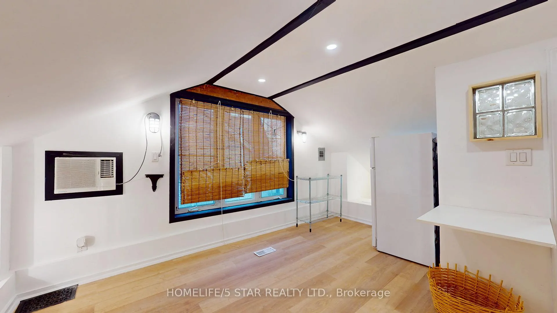 Photo 30 of Unit Apt 2, 175 Harbord Street, Toronto, University — HOMEH