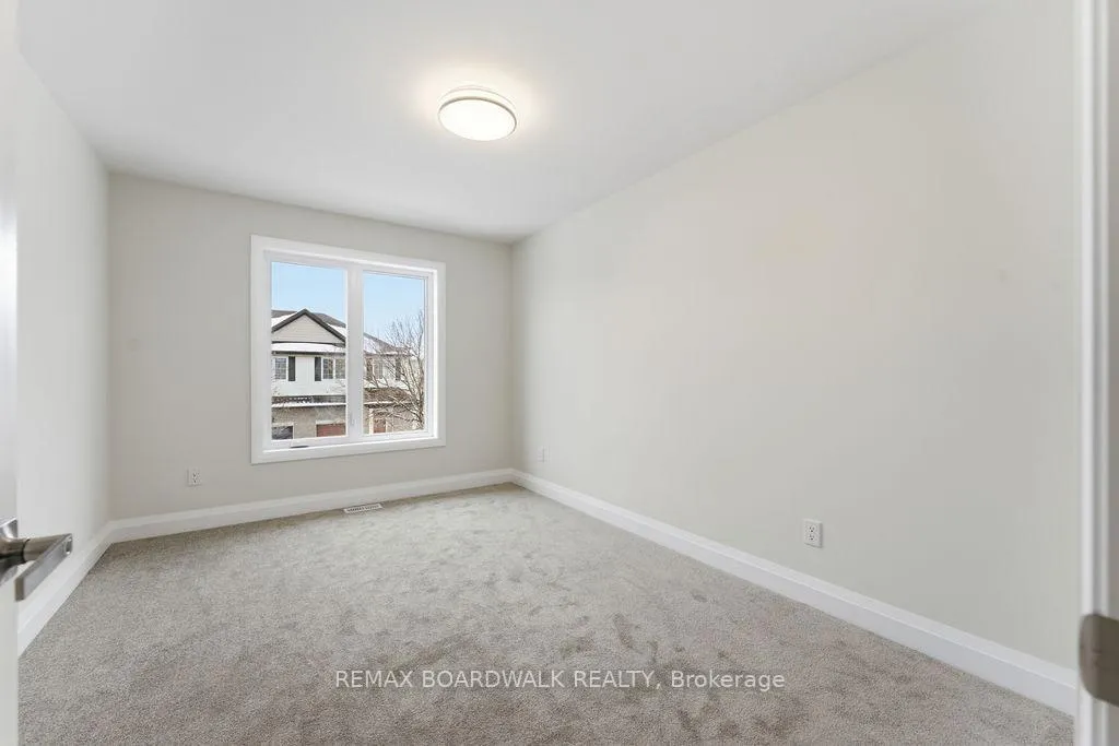 Photo 25 of 210 Harthill Way, Ottawa, Barrhaven - Heritage Park — HOMEH