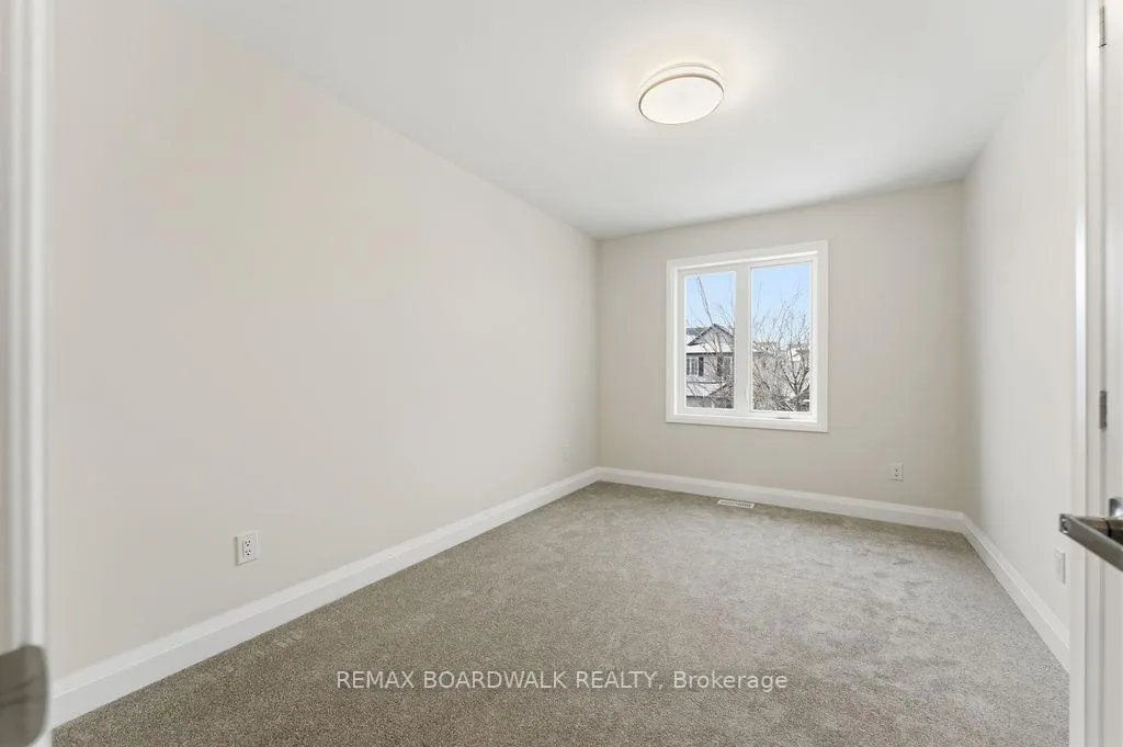 Photo 26 of 210 Harthill Way, Ottawa, Barrhaven - Heritage Park — HOMEH