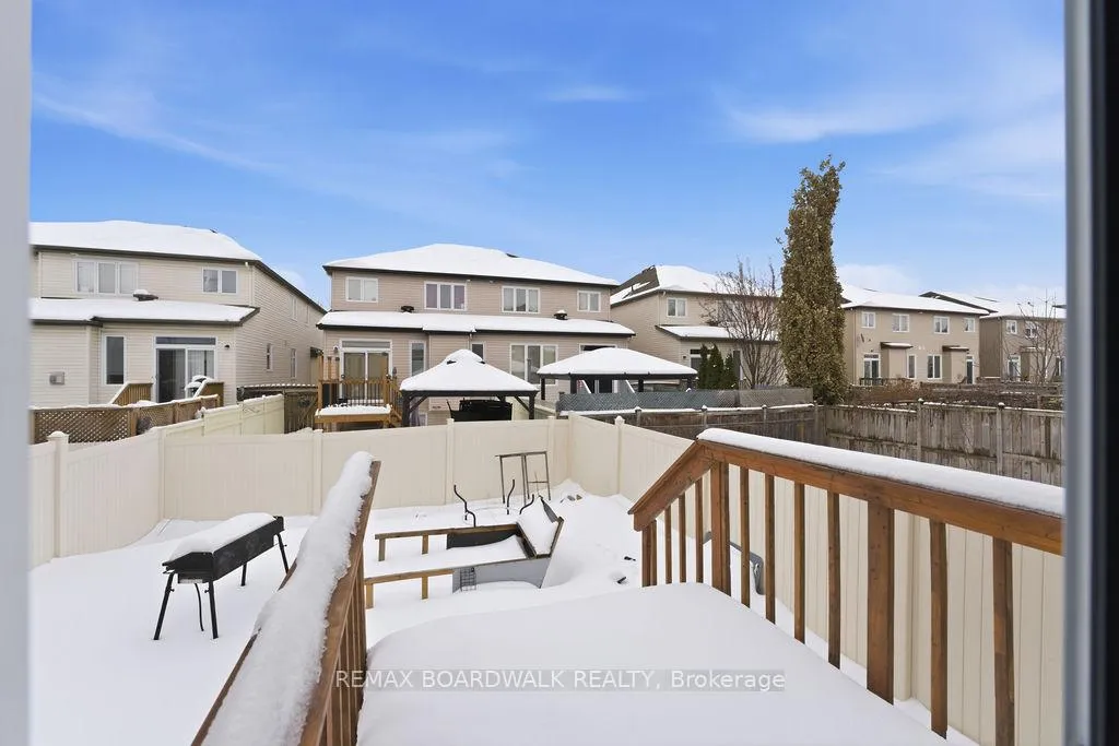 Photo 40 of 210 Harthill Way, Ottawa, Barrhaven - Heritage Park — HOMEH