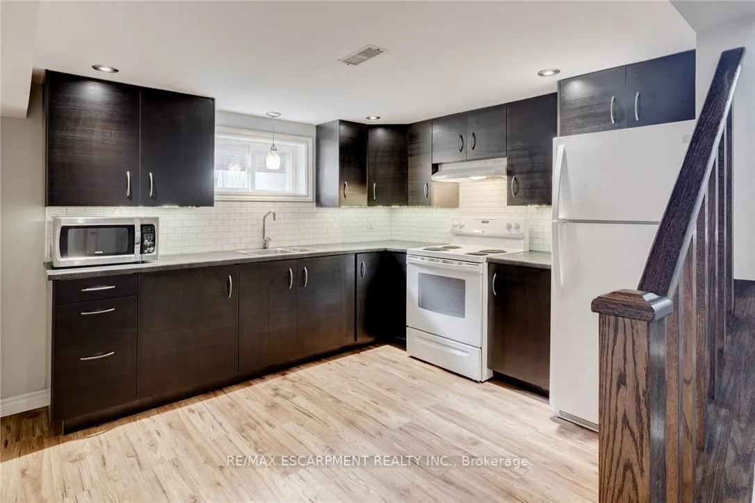Photo 7 of Unit LOWER, 212 East 32ND Street, Hamilton, Raleigh — HOMEH
