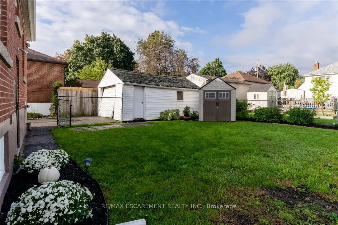 Photo 22 of Unit LOWER, 212 East 32ND Street, Hamilton, Raleigh — HOMEH