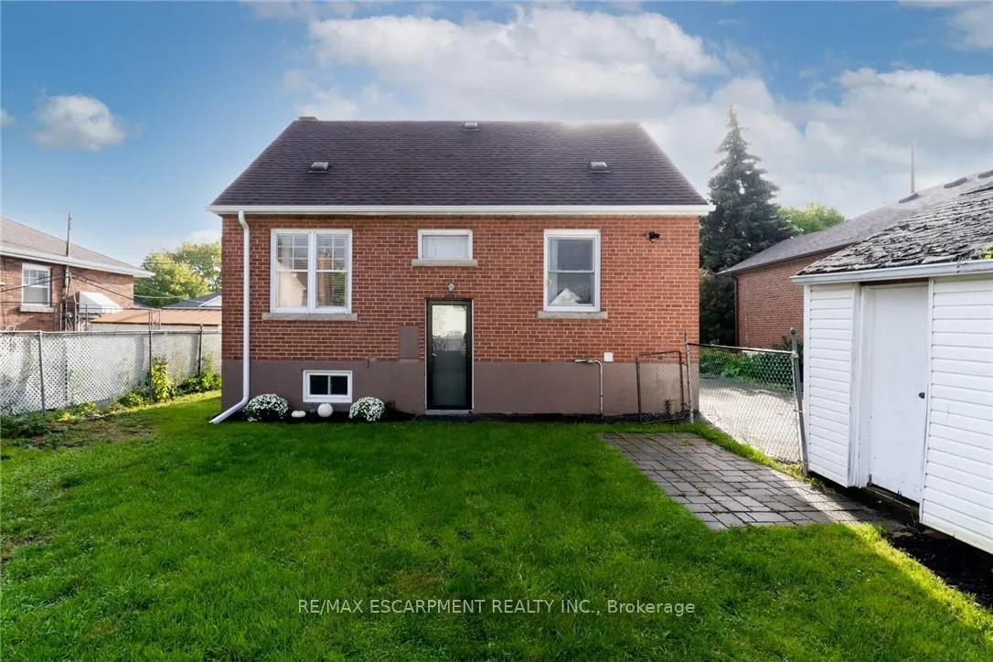 Photo 23 of Unit LOWER, 212 East 32ND Street, Hamilton, Raleigh — HOMEH