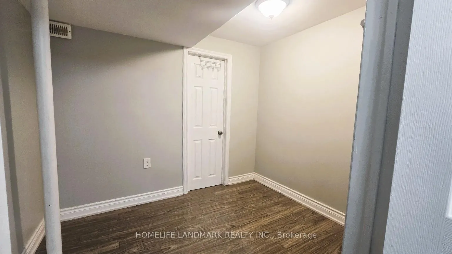 Photo 7 of 26 cormel Street, Vaughan, Maple — HOMEH