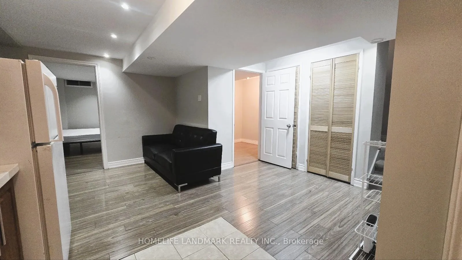 Photo 8 of 26 cormel Street, Vaughan, Maple — HOMEH