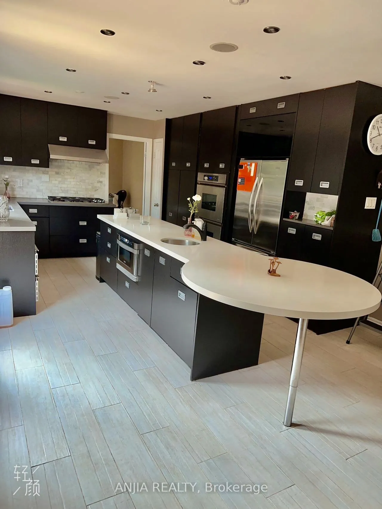 Photo 3 of 11 Rae Crescent E, Markham, Unionville — HOMEH