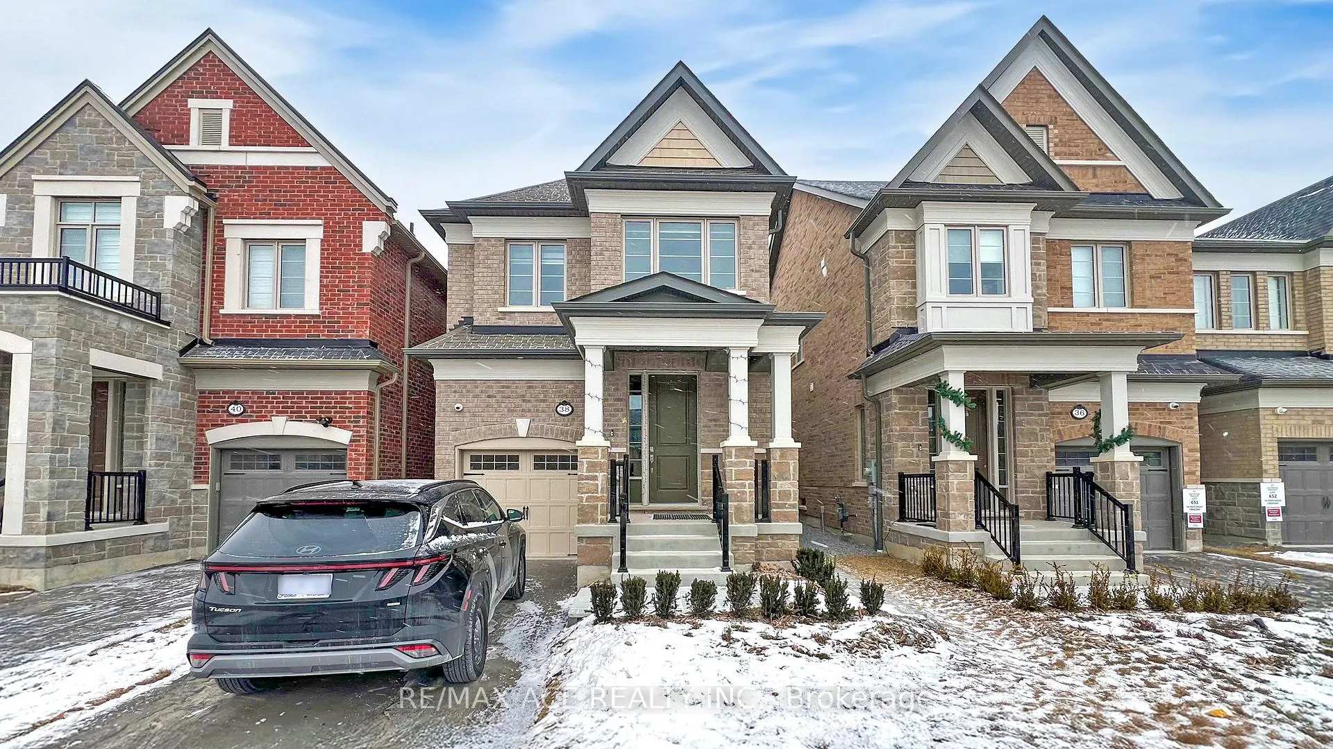 Photo 1 of Unit Bsmt, 38 Deer Ridge Crescent, Whitby, Rural Whitby — HOMEH