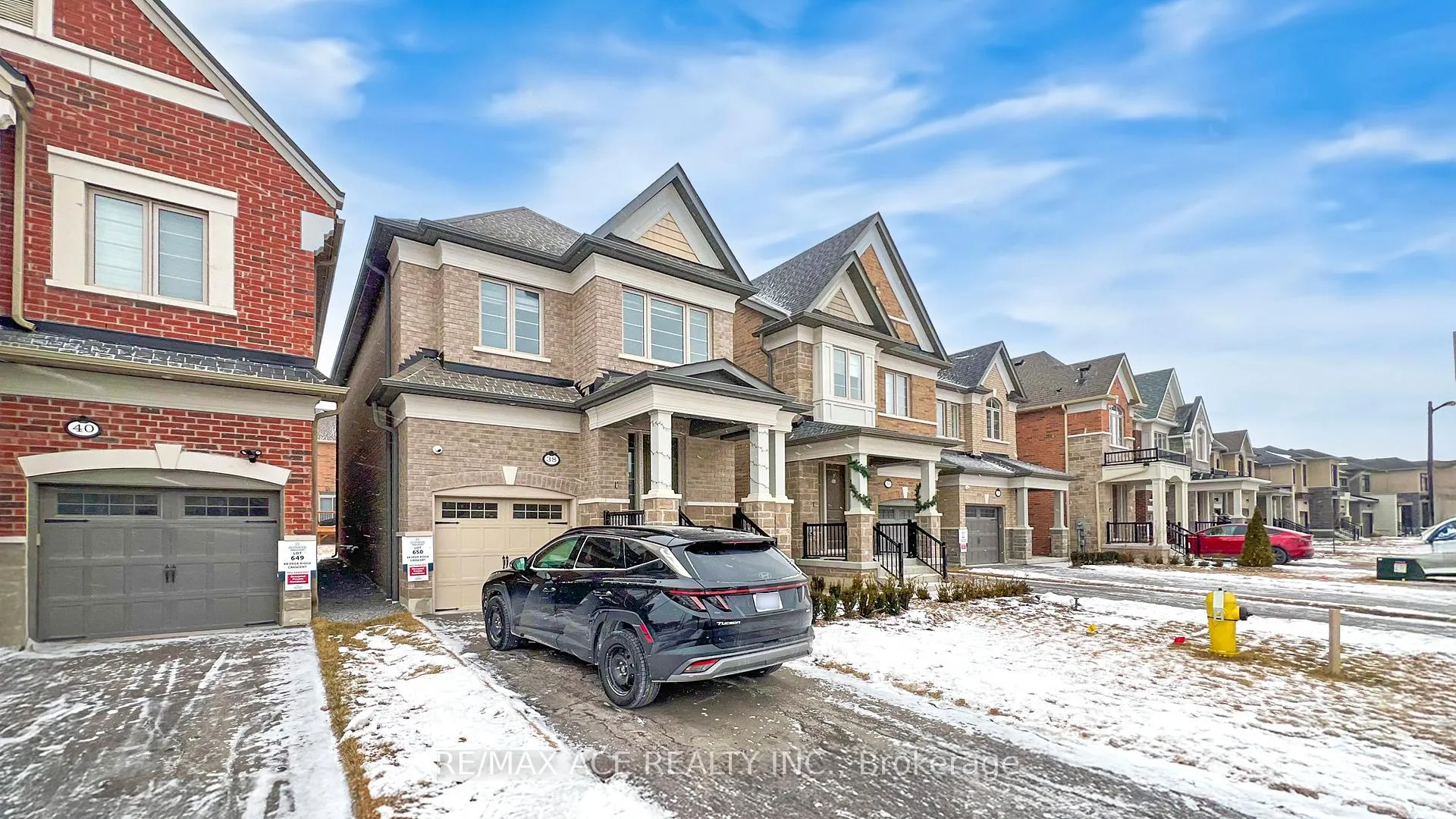Photo 3 of Unit Bsmt, 38 Deer Ridge Crescent, Whitby, Rural Whitby — HOMEH