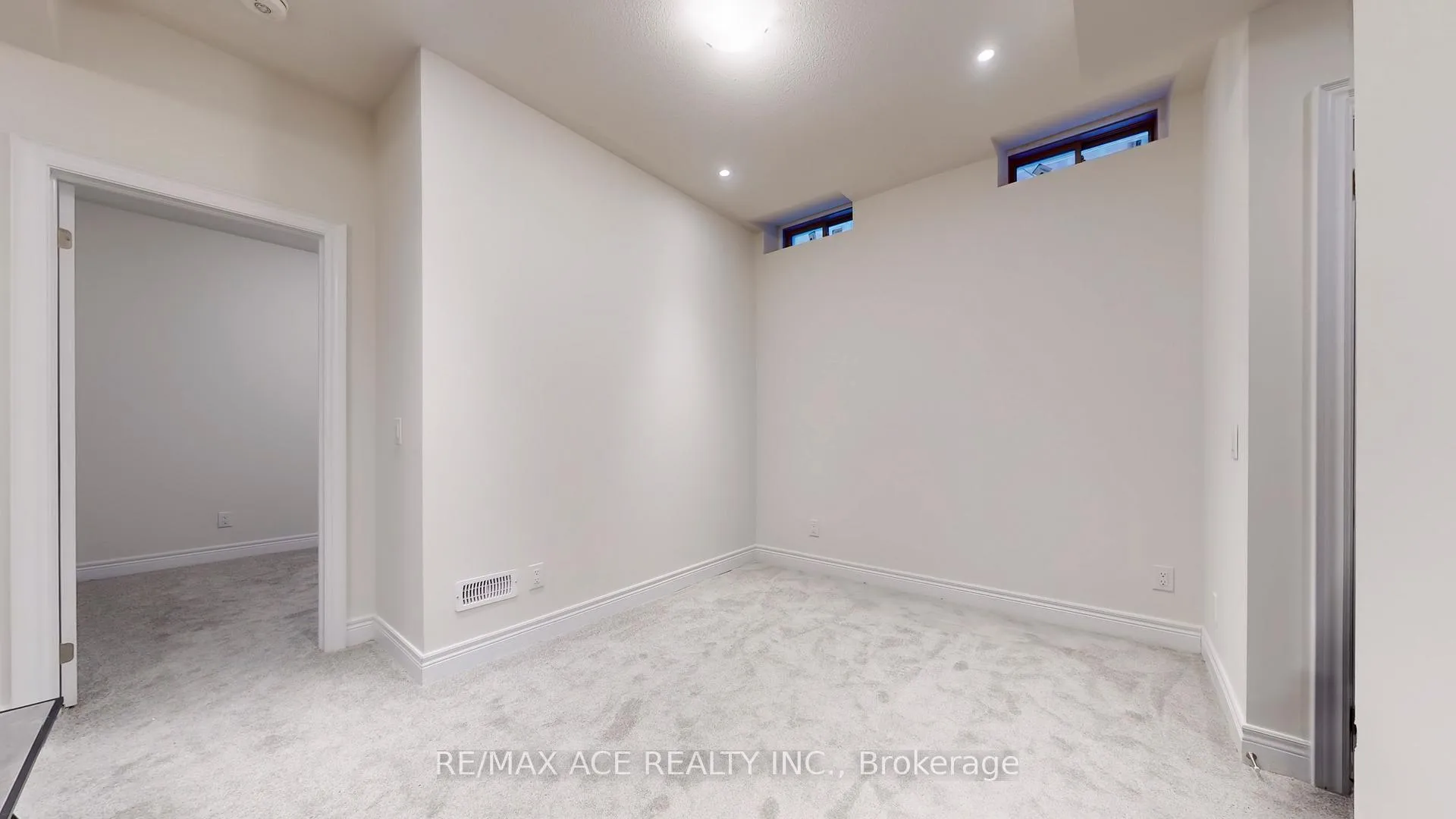 Photo 9 of Unit Bsmt, 38 Deer Ridge Crescent, Whitby, Rural Whitby — HOMEH