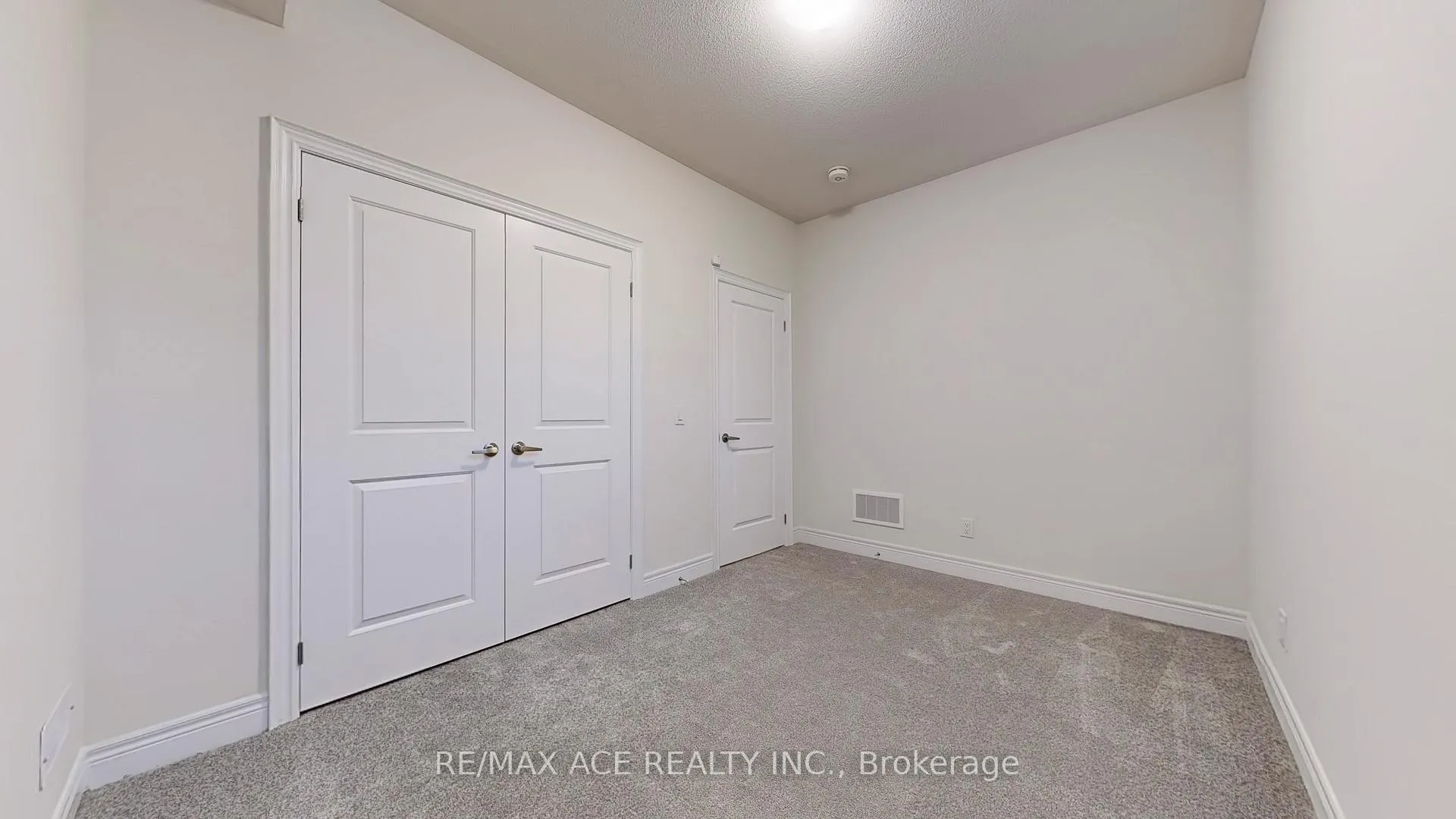 Photo 19 of Unit Bsmt, 38 Deer Ridge Crescent, Whitby, Rural Whitby — HOMEH
