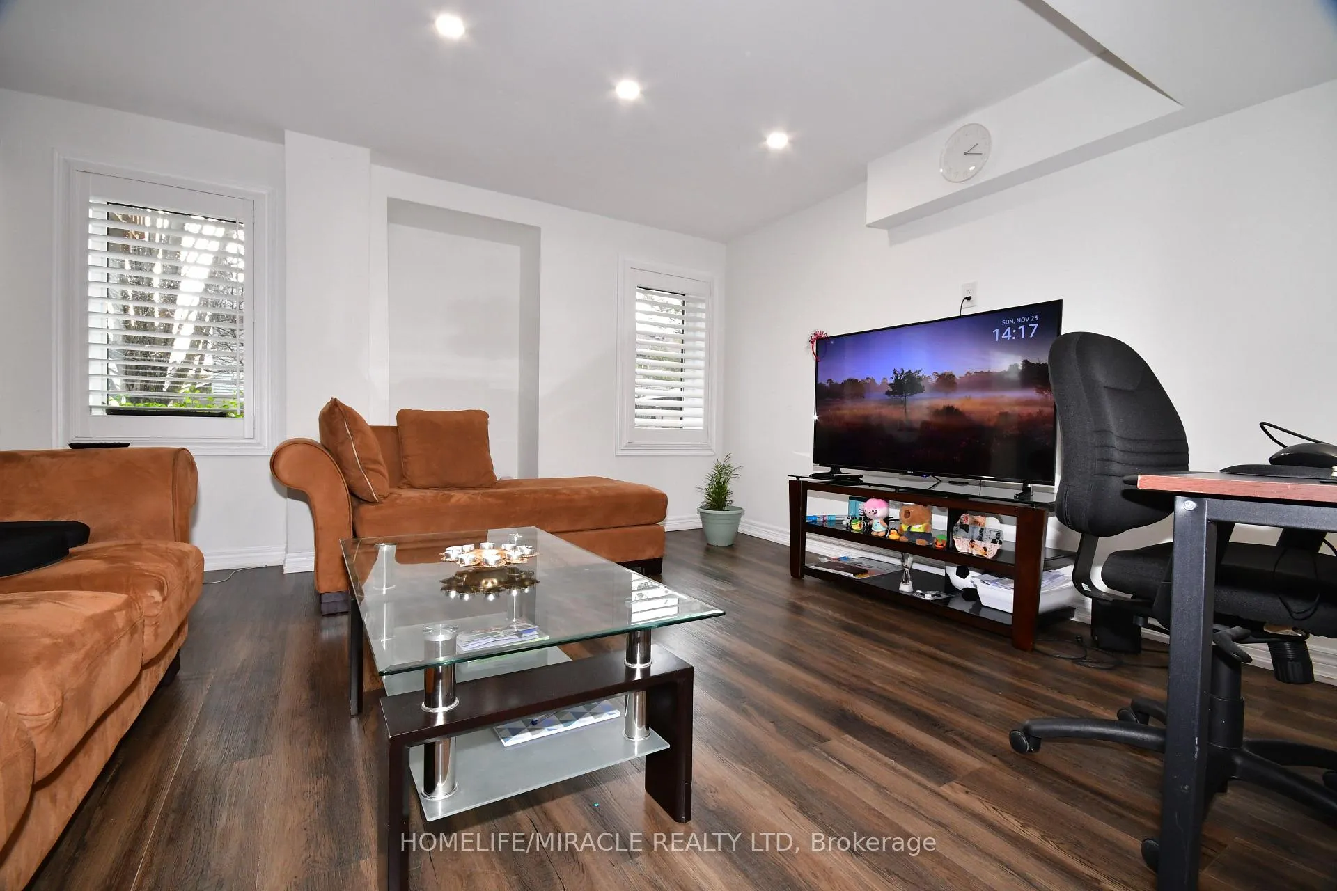 Photo 5 of 28 Sutcliffe Drive, Whitby, Rolling Acres — HOMEH