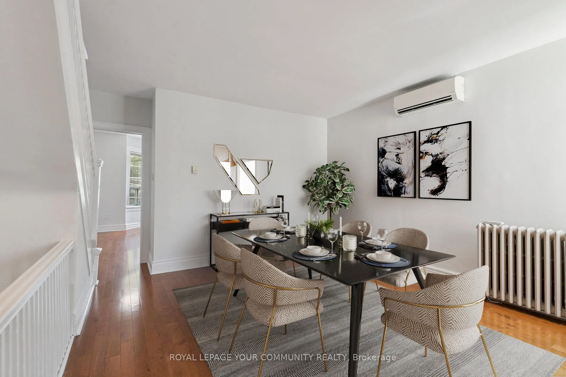 Photo 8 of Unit Unit 2, 10 Coxwell Avenue, Toronto, Greenwood-Coxwell — HOMEH