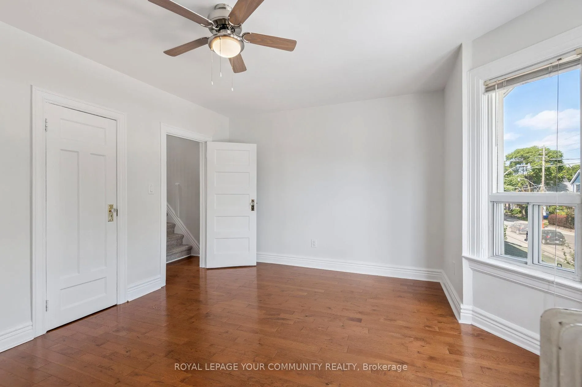 Photo 17 of Unit Unit 2, 10 Coxwell Avenue, Toronto, Greenwood-Coxwell — HOMEH