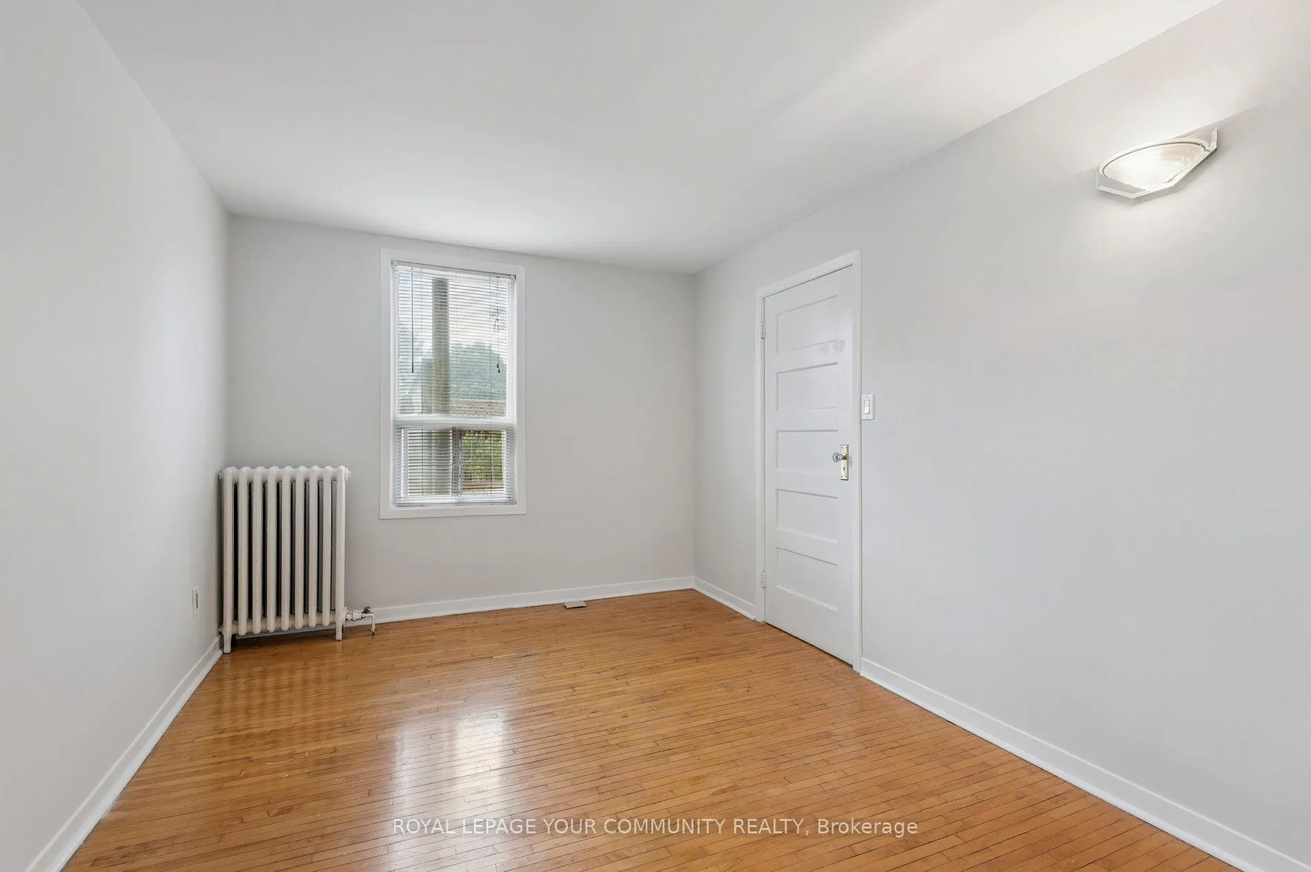 Photo 24 of Unit Unit 2, 10 Coxwell Avenue, Toronto, Greenwood-Coxwell — HOMEH