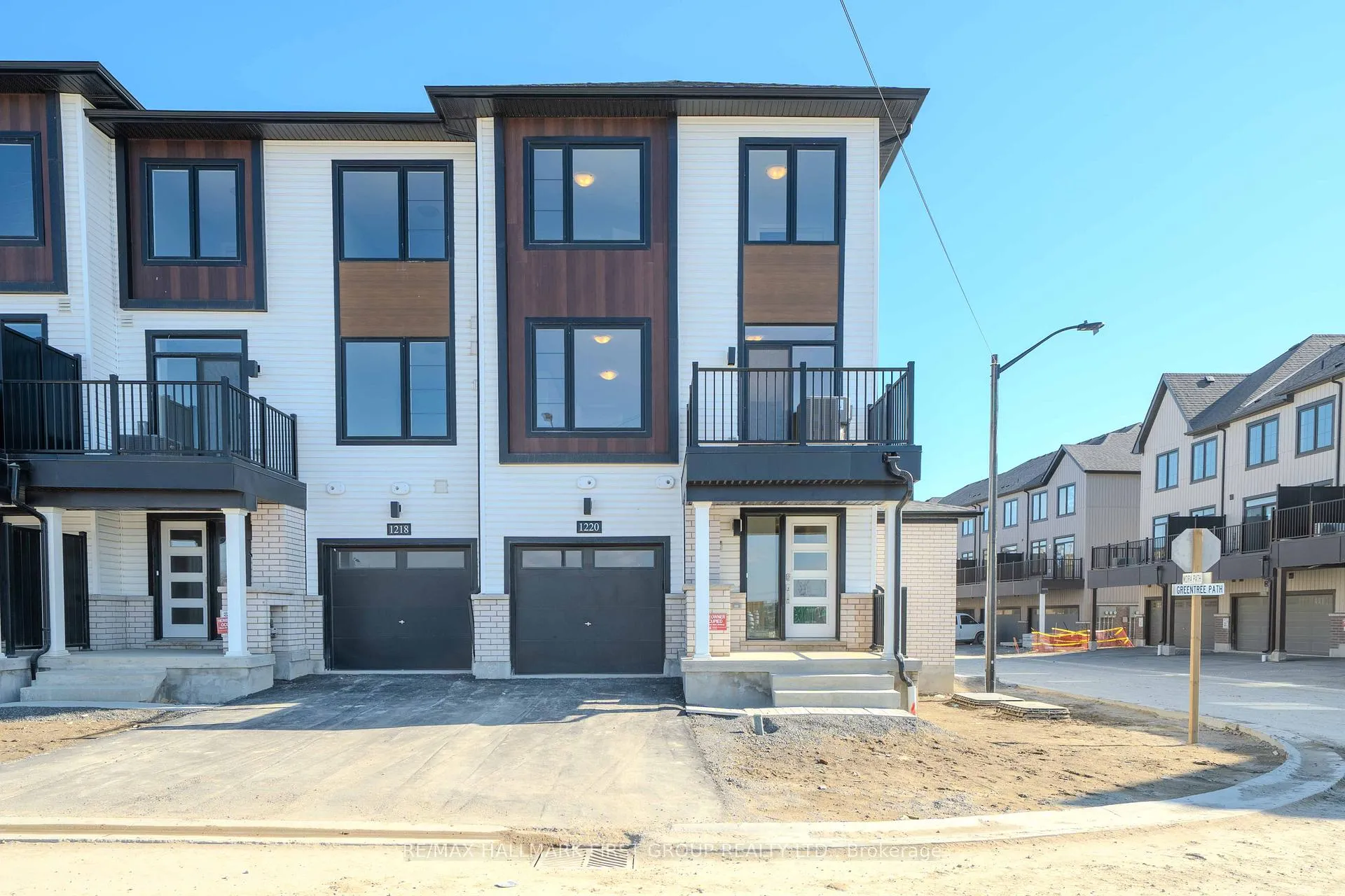 Photo 1 of 1220 Greentree Path, Oshawa, Kedron — HOMEH