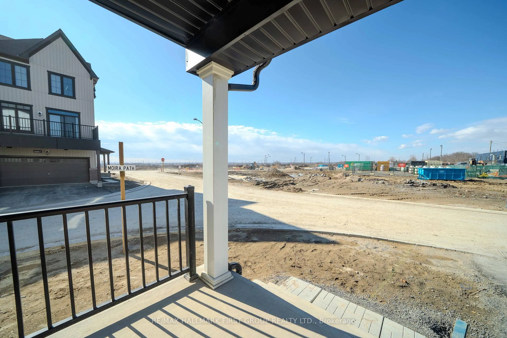 Photo 4 of 1220 Greentree Path, Oshawa, Kedron — HOMEH