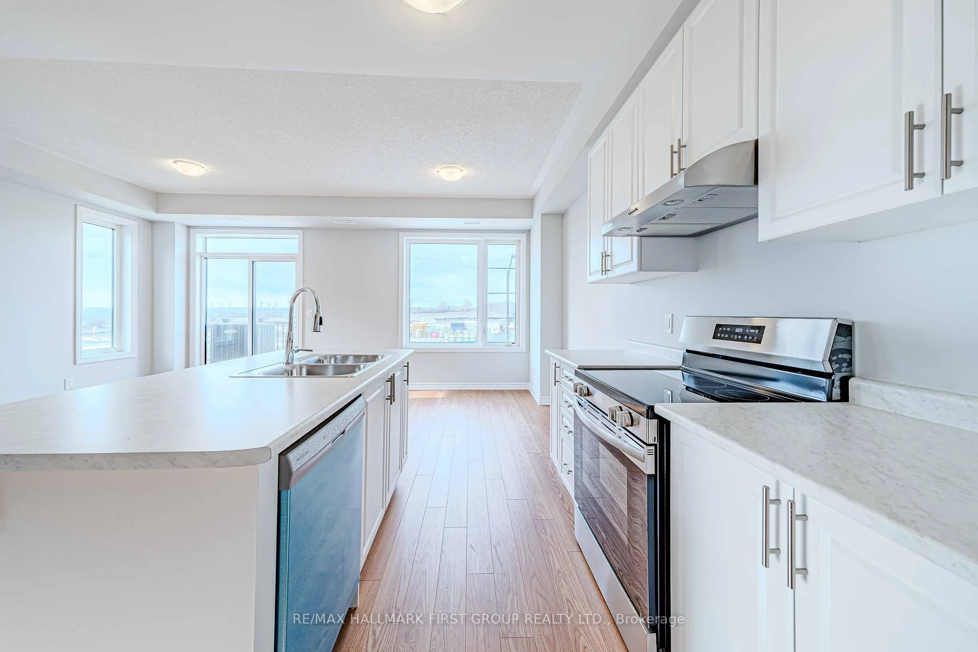 Photo 21 of 1220 Greentree Path, Oshawa, Kedron — HOMEH