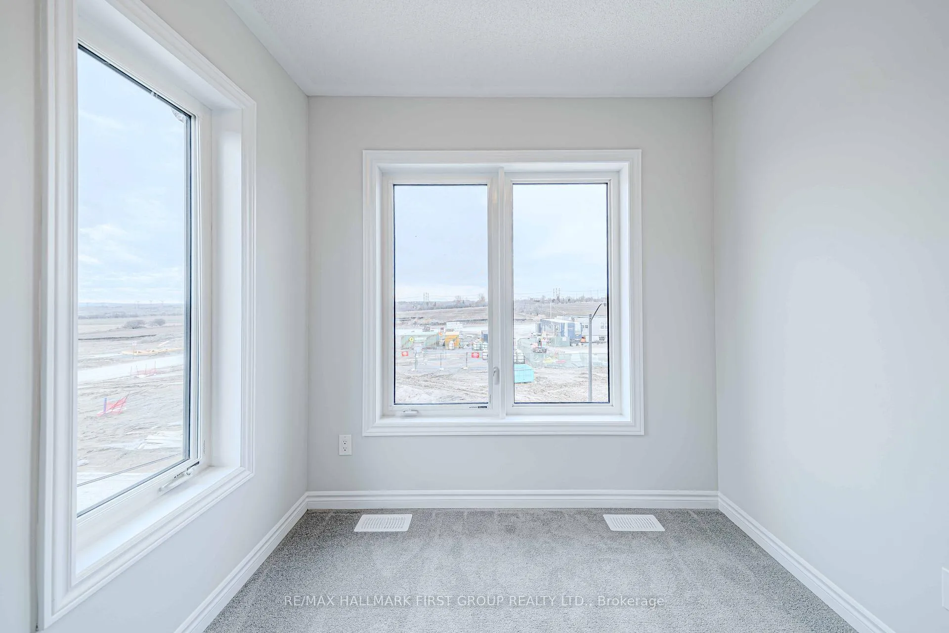 Photo 37 of 1220 Greentree Path, Oshawa, Kedron — HOMEH
