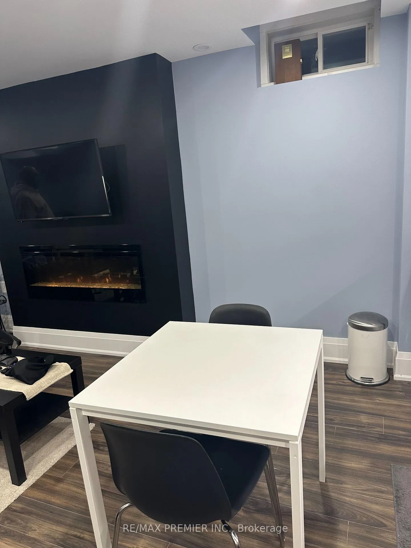 Photo 4 of Unit BSMT, 110 Bordeaux Drive, Vaughan, East Woodbridge — HOMEH