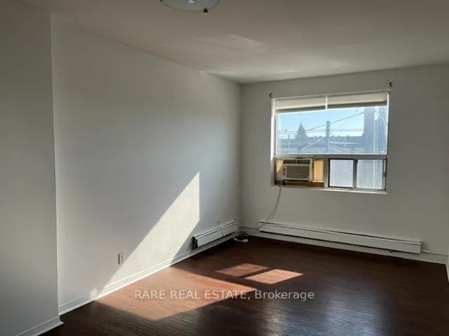 Photo 3 of Unit 3, 1434 Queen Street E, Toronto, Greenwood-Coxwell — HOMEH