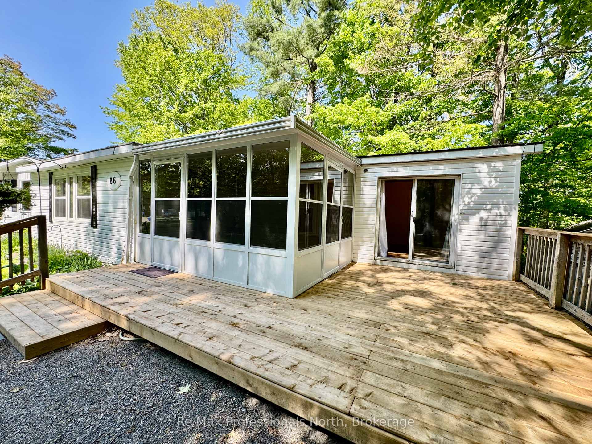 Photo 1 of Unit 86, 1007 Racoon Road, Gravenhurst, Morrison — HOMEH