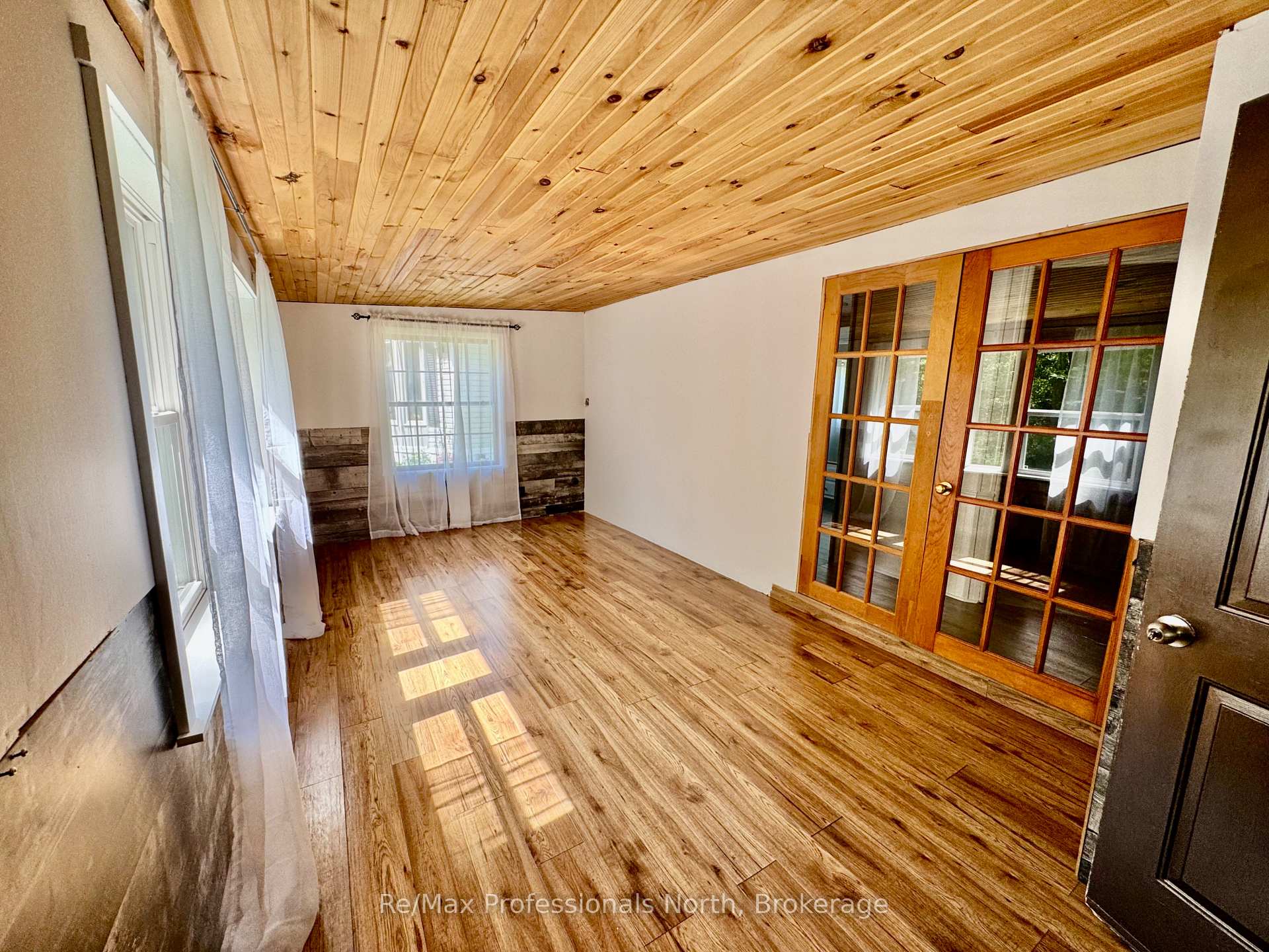 Photo 7 of Unit 86, 1007 Racoon Road, Gravenhurst, Morrison — HOMEH