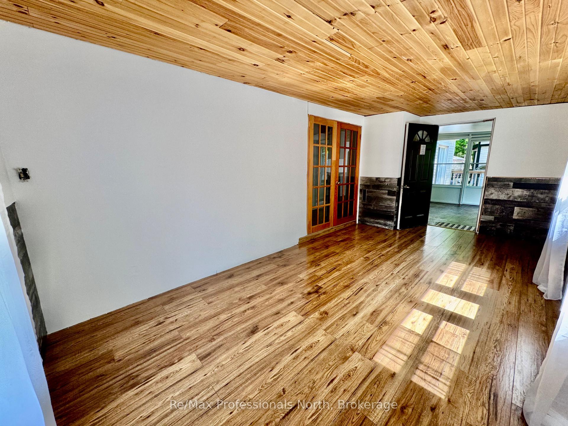Photo 8 of Unit 86, 1007 Racoon Road, Gravenhurst, Morrison — HOMEH