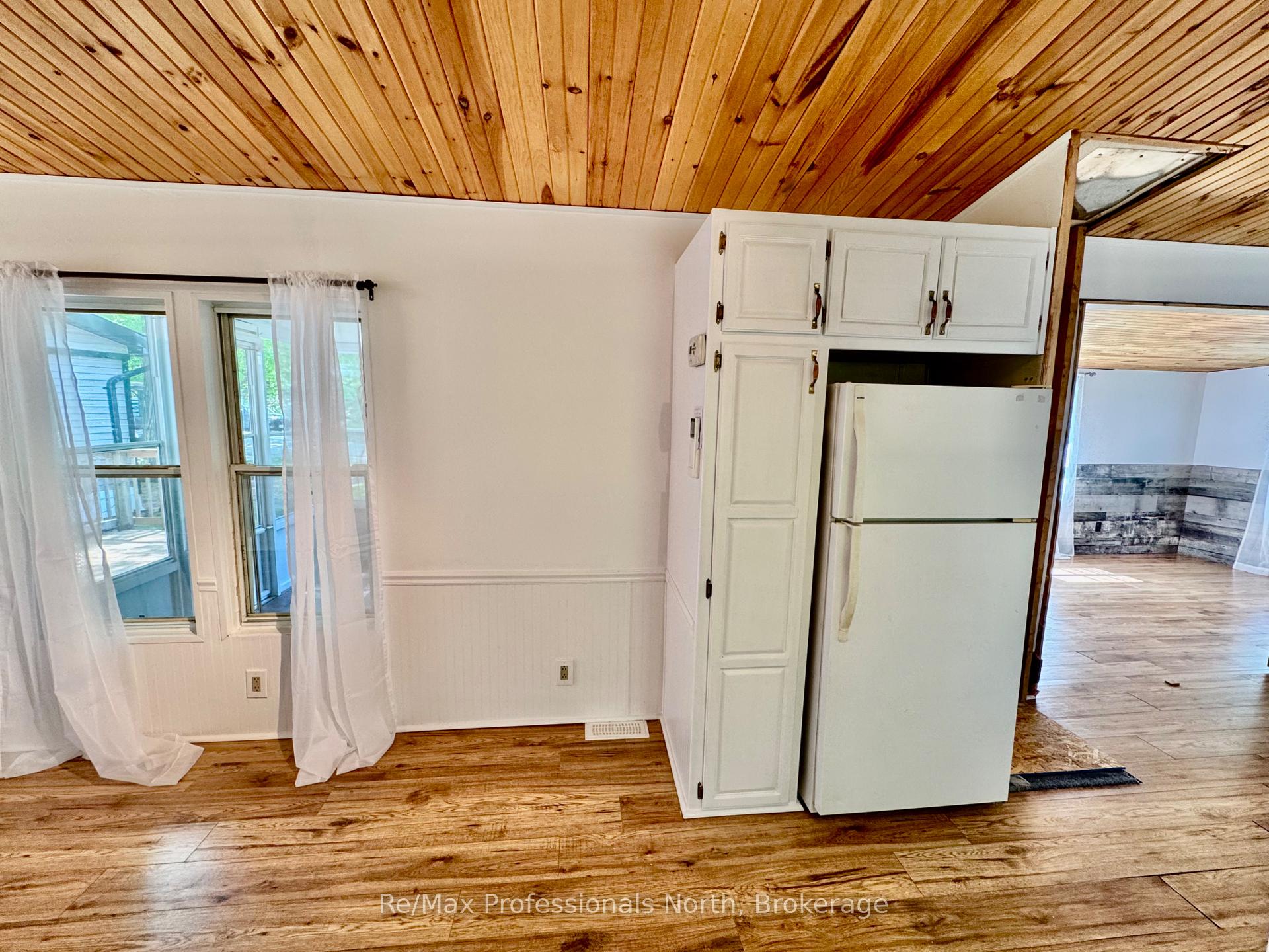 Photo 13 of Unit 86, 1007 Racoon Road, Gravenhurst, Morrison — HOMEH