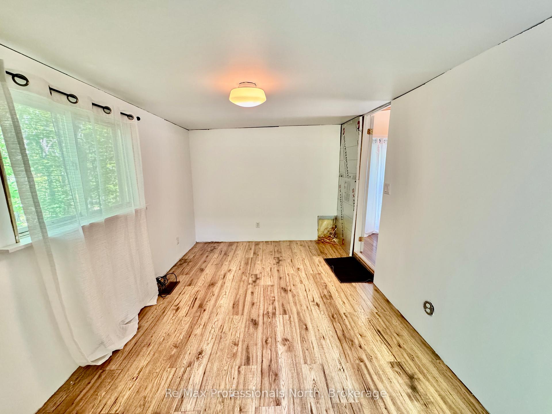 Photo 26 of Unit 86, 1007 Racoon Road, Gravenhurst, Morrison — HOMEH
