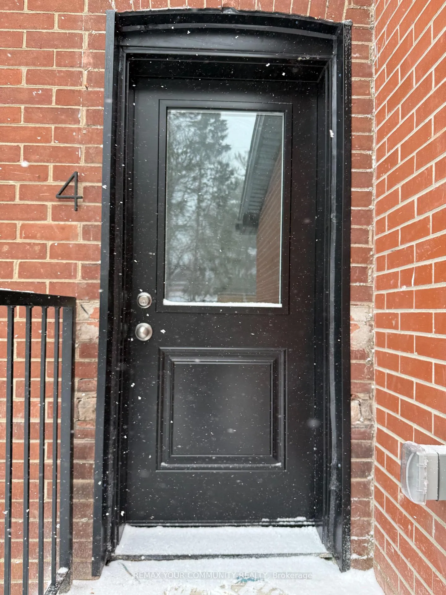 Photo 7 of Unit 3, 88 Spruce Street, Aurora, Aurora Village — HOMEH