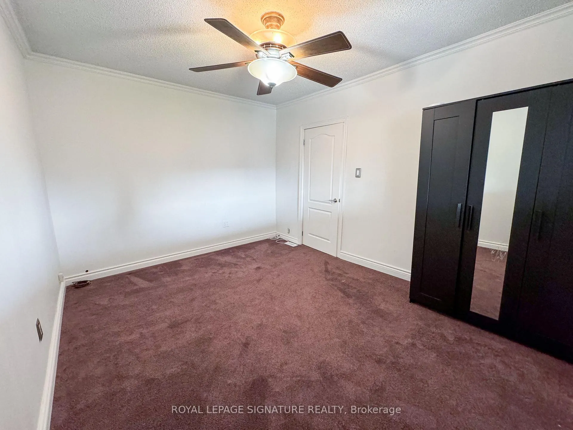 Photo 6 of Unit Upper, 133 Cavell Avenue, Hamilton, Crown Point — HOMEH