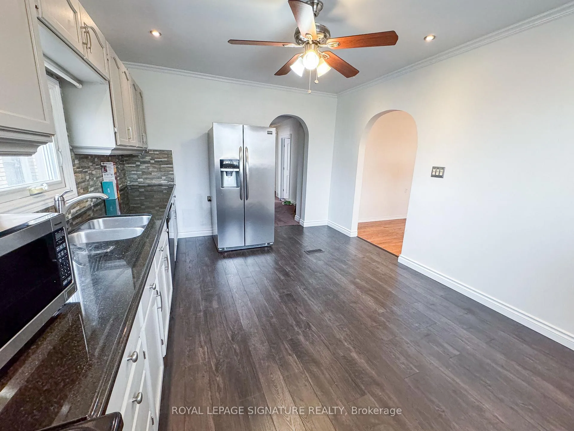 Photo 9 of Unit Upper, 133 Cavell Avenue, Hamilton, Crown Point — HOMEH