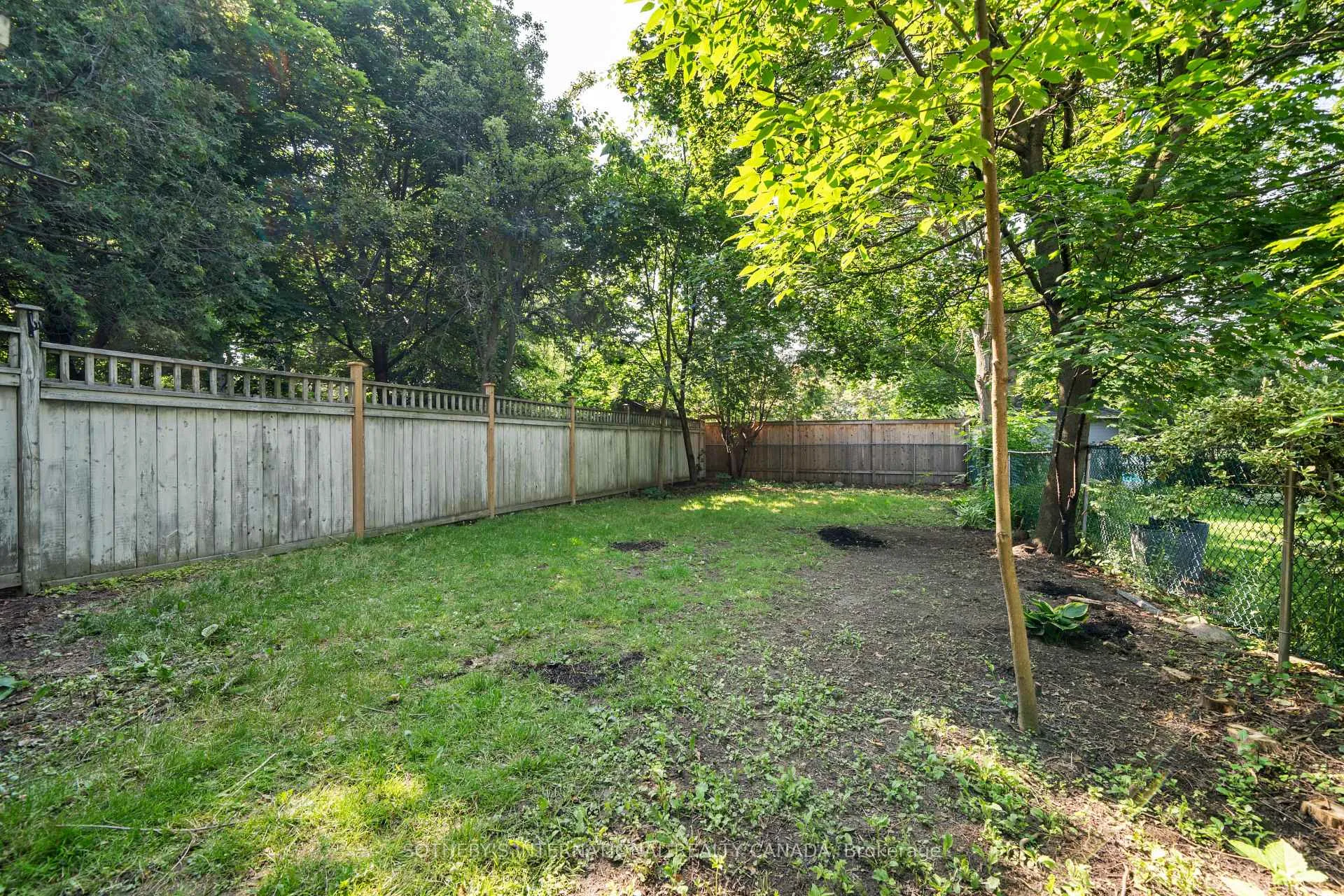 Photo 23 of 207 Glengrove Avenue W, Toronto, Lawrence Park South — HOMEH
