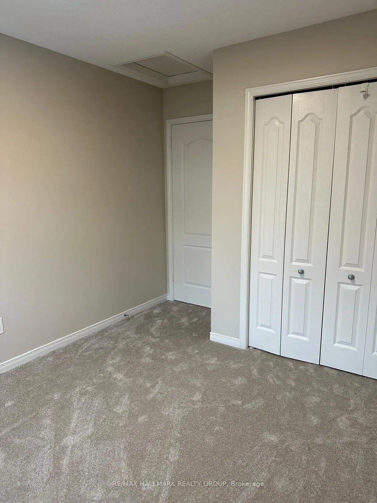 Photo 13 of 252 Badgeley Avenue, Ottawa, Kanata - Kanata Lakes/Heritage Hills — HOMEH