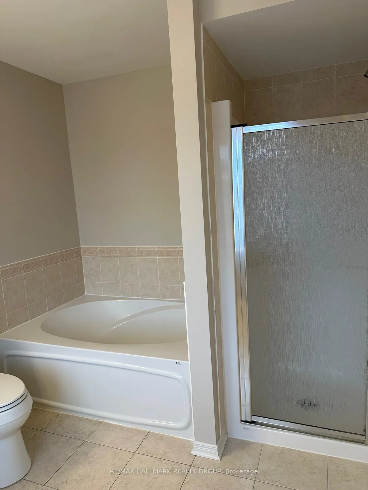 Photo 19 of 252 Badgeley Avenue, Ottawa, Kanata - Kanata Lakes/Heritage Hills — HOMEH